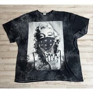 Marilyne Monroe Bandana Diamond Tee T-shirt sz XL EUC